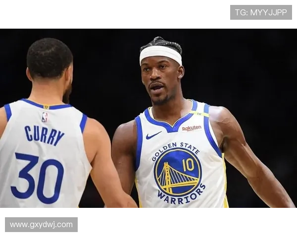 今晚巴特勒否认代替库里成为蝙蝠侠称绝对不是